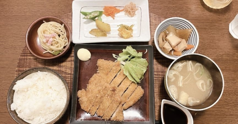 Japanese Food Guide for Beginners & Visitors