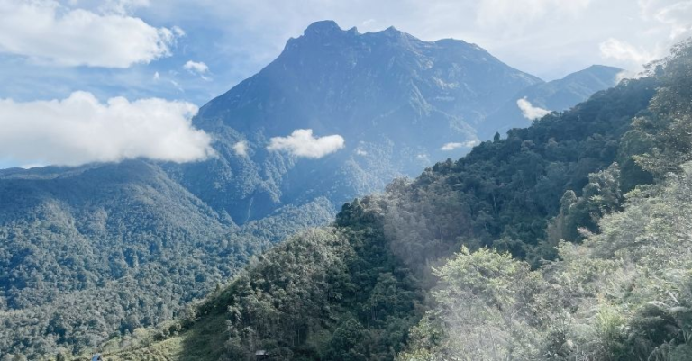 Hiking in Mount Kinabalu Park, Borneo Malaysia